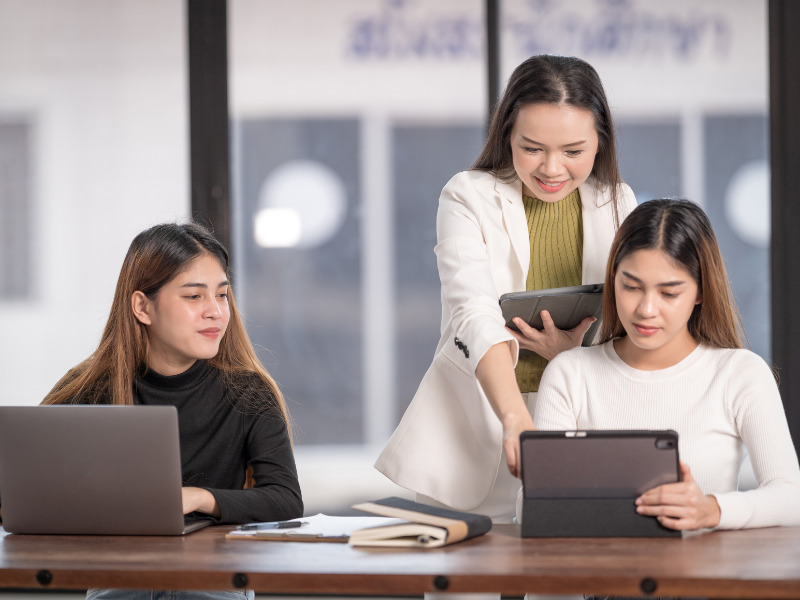 Guiding Complex Requirements